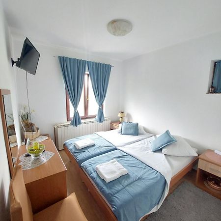 Rooms Putnik Сен Екстериор снимка