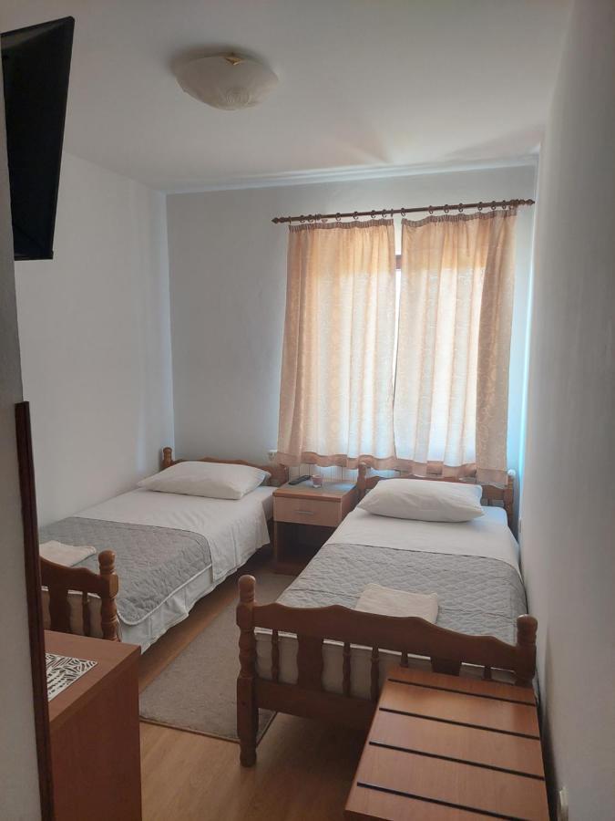 Rooms Putnik Сен Екстериор снимка