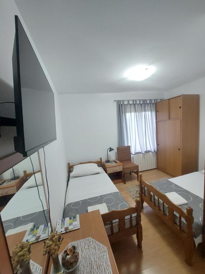 Rooms Putnik Сен Екстериор снимка